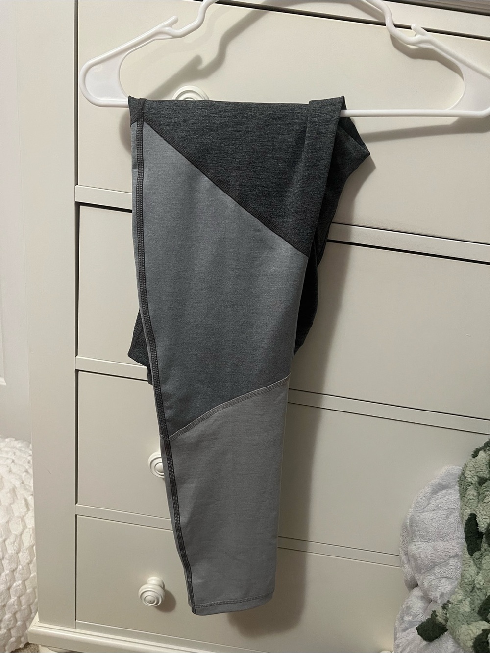 Old Navy Active Heathered Gray Performance Leggings